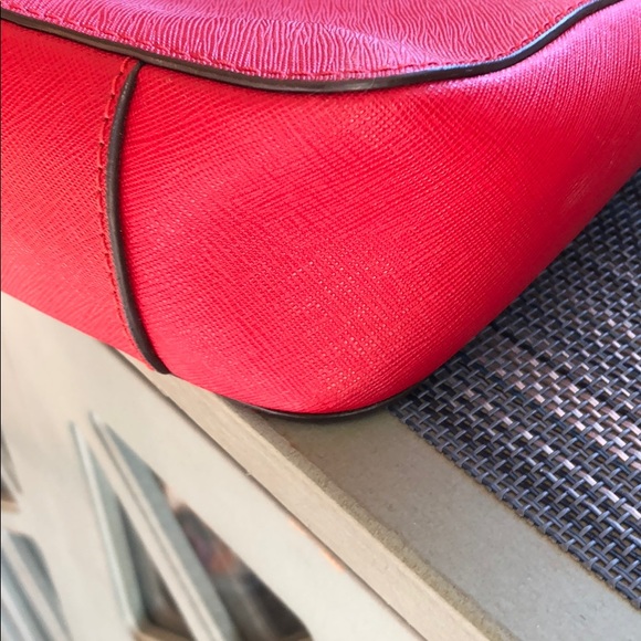 Messenger Style Crossbody Bag - Picture 13 of 16